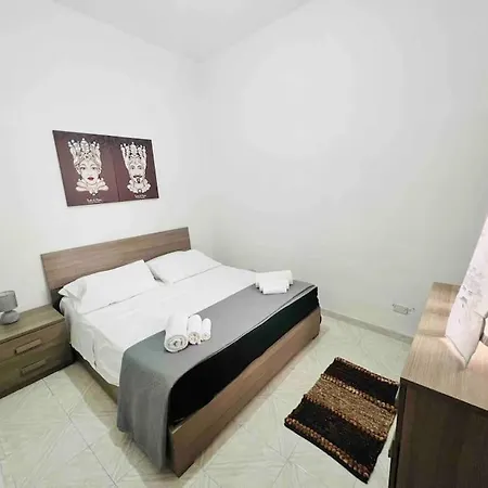Apartment Malis Castiglione 18 Catania