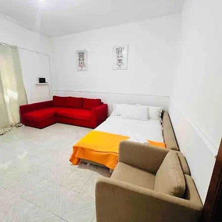 Malis Castiglione 18 Apartment *